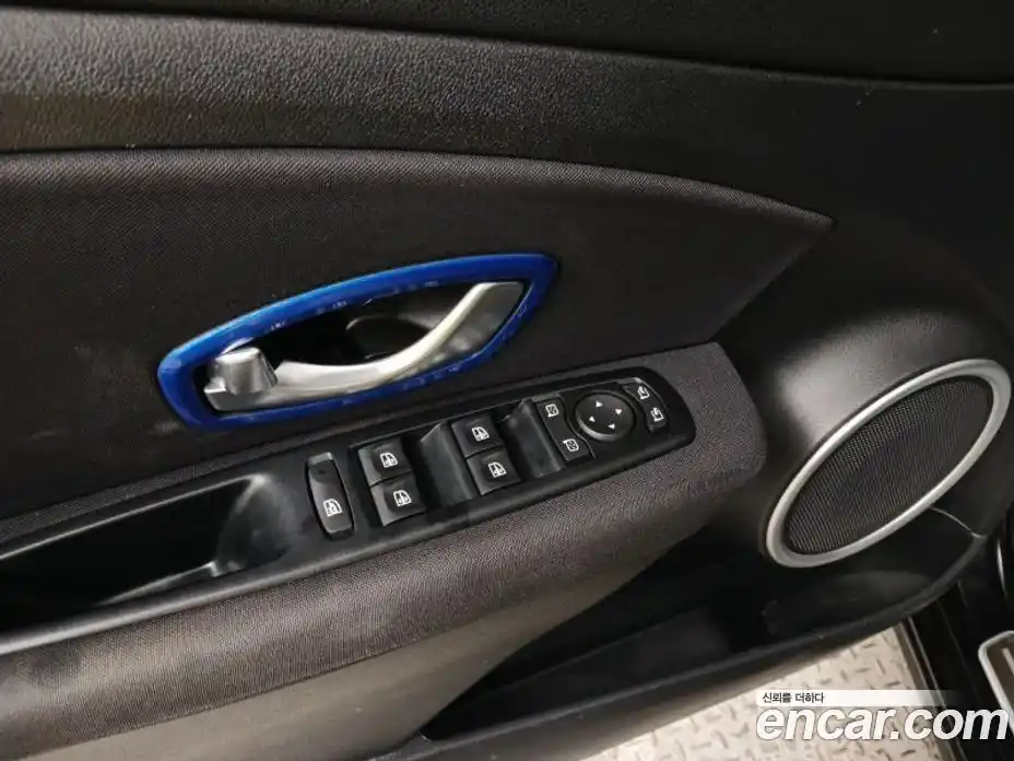 Renault SM3 2011 1.6 Автомат в Москве № 185997, фото 9