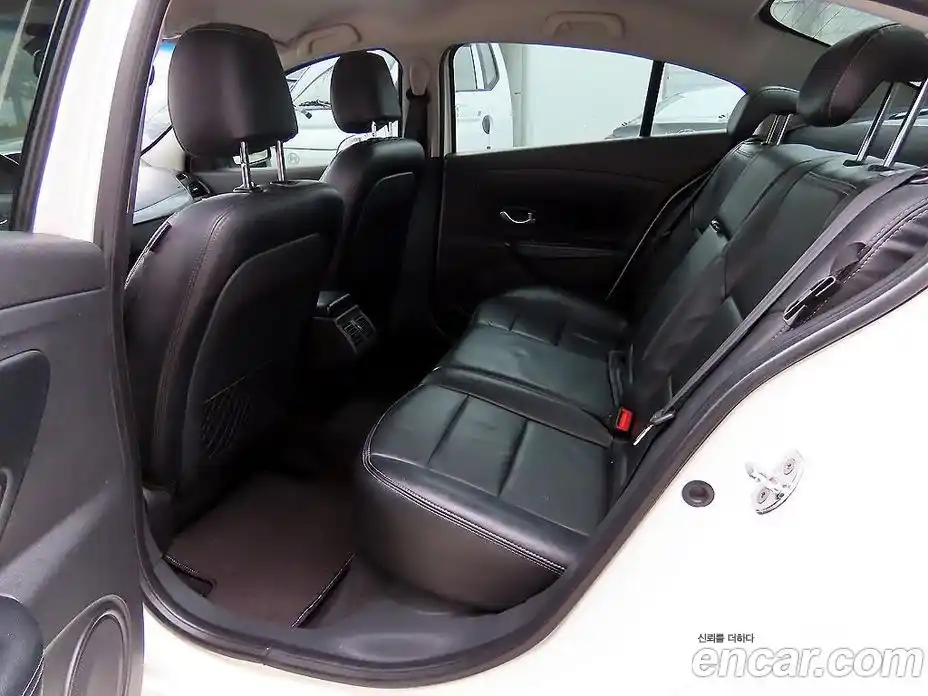 Renault SM3 2011 1.6 Автомат в Москве № 186443, фото 6