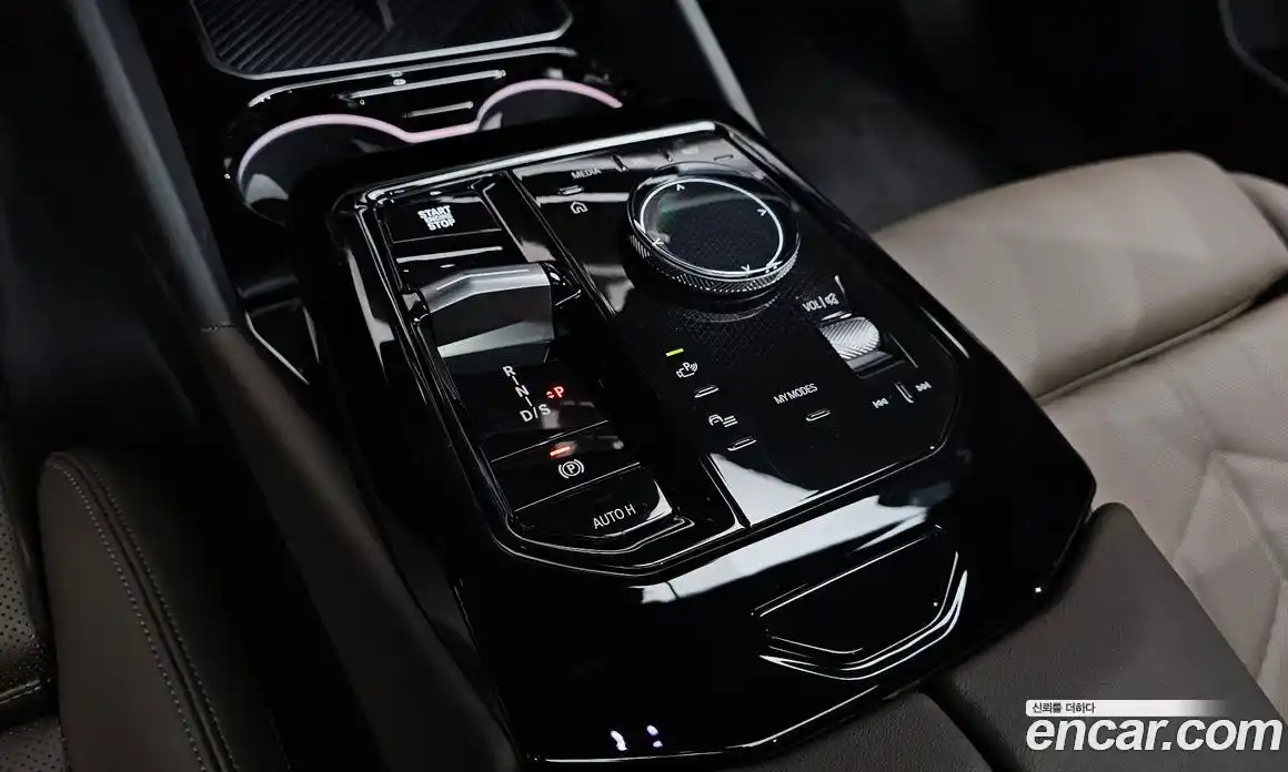 BMW 5-Series 2025 2.0 Автомат в Москве № 187468, фото 8