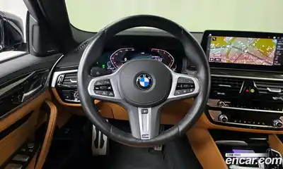 BMW 5-Series 2022 2.0 Автомат в Москве № 187984, миниатюра 2