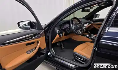 BMW 5-Series 2022 2.0 Автомат в Москве № 187984, миниатюра 3