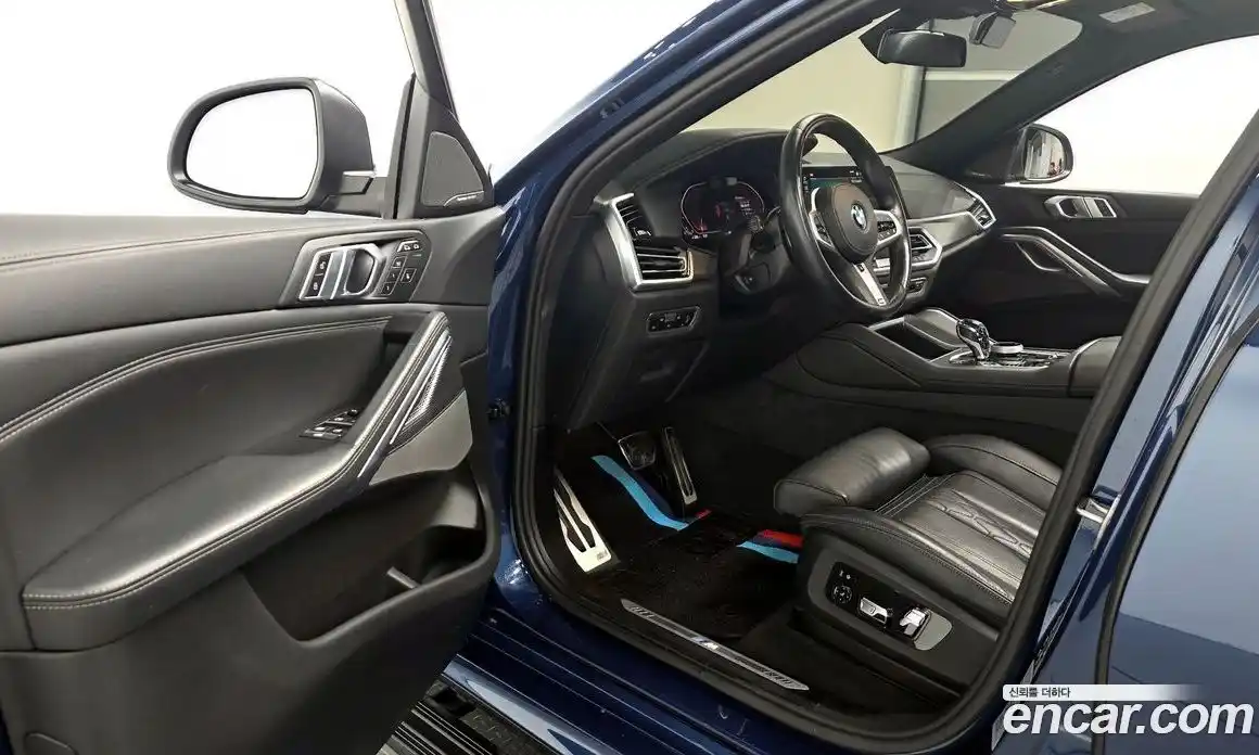 BMW X6 2023 3.0 Автомат в Москве № 189622, фото 2