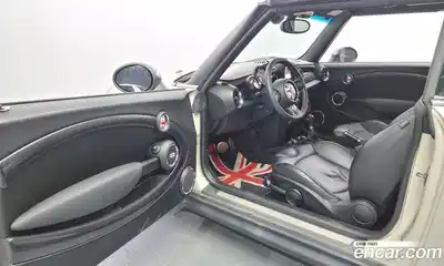 Mini Cooper Convertible 2013 1.6 Автомат в Москве № 190444, миниатюра 11