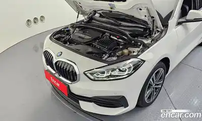 BMW 1-Series 2022 2.0 Автомат в Москве № 191711, миниатюра 6