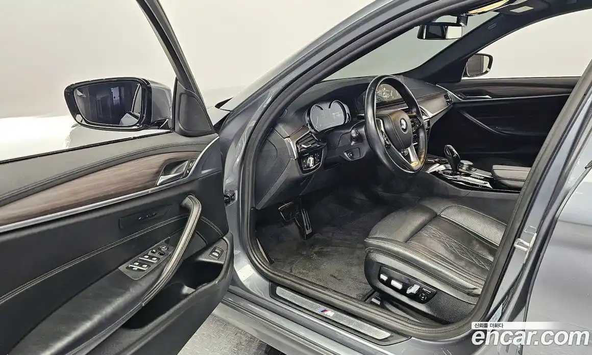 BMW 5-Series 2017 2.0 Автомат в Москве № 192827, фото 18