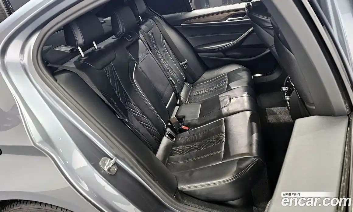 BMW 5-Series 2017 2.0 Автомат в Москве № 192827, фото 19