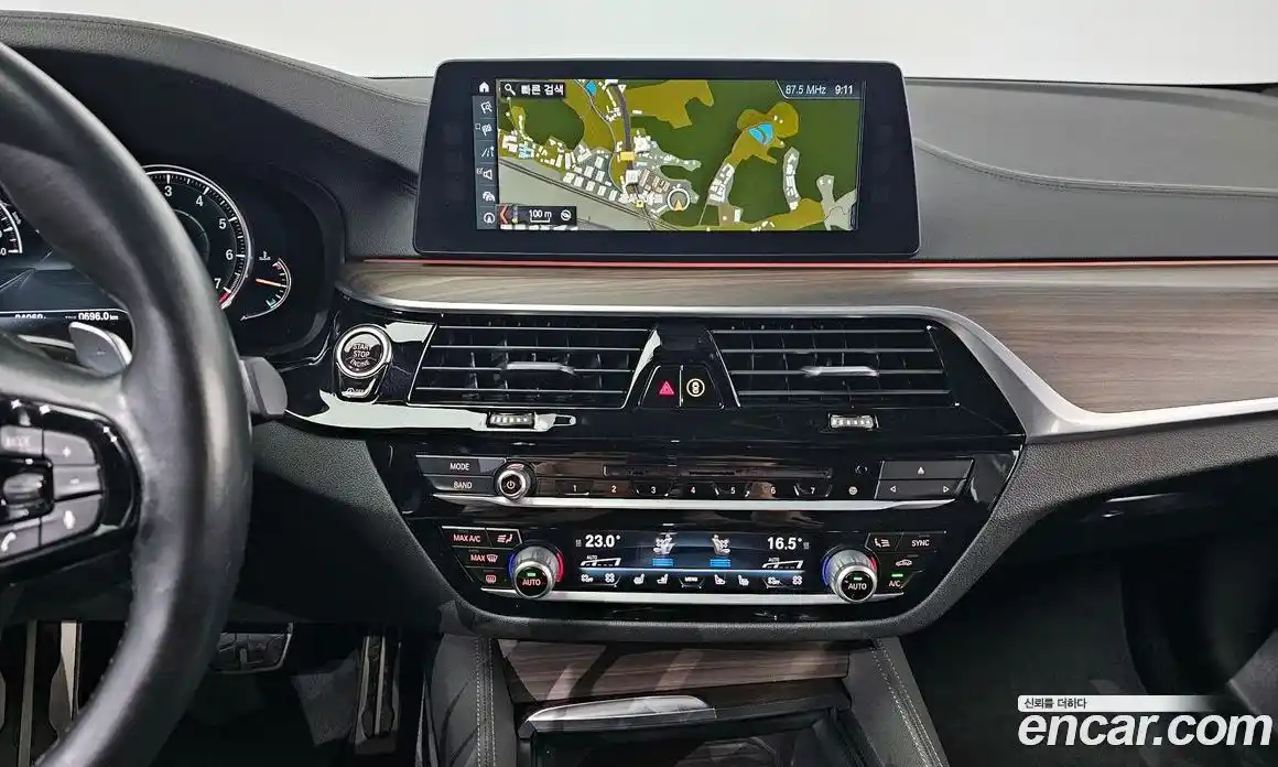 BMW 5-Series 2017 2.0 Автомат в Москве № 192827, фото 6