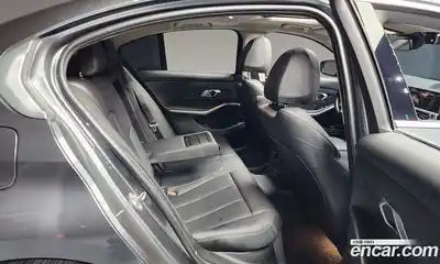 BMW 3-Series 2022 2.0 Автомат в Москве № 193009, миниатюра 6