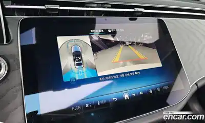 Mercedes-Benz E-Class 2025 2.0 Автомат в Москве № 193754, миниатюра 3