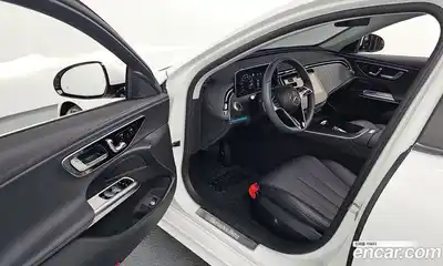 Mercedes-Benz E-Class 2025 2.0 Автомат в Москве № 193754, миниатюра 7