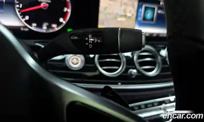 Mercedes-Benz E-Class 2019 3.0 Автомат в Москве № 194117, миниатюра 9