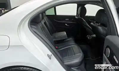 Mercedes-Benz E-Class 2017 1.9 Автомат в Москве № 194206, миниатюра 12