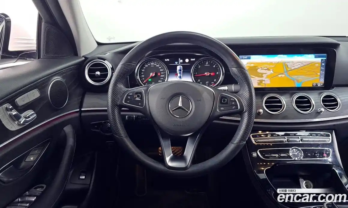 Mercedes-Benz E-Class 2017 1.9 Автомат в Москве № 194206, фото 13