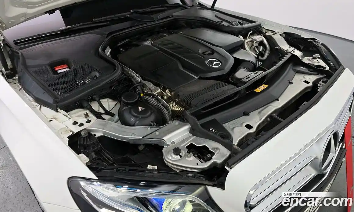 Mercedes-Benz E-Class 2017 1.9 Автомат в Москве № 194206, фото 6