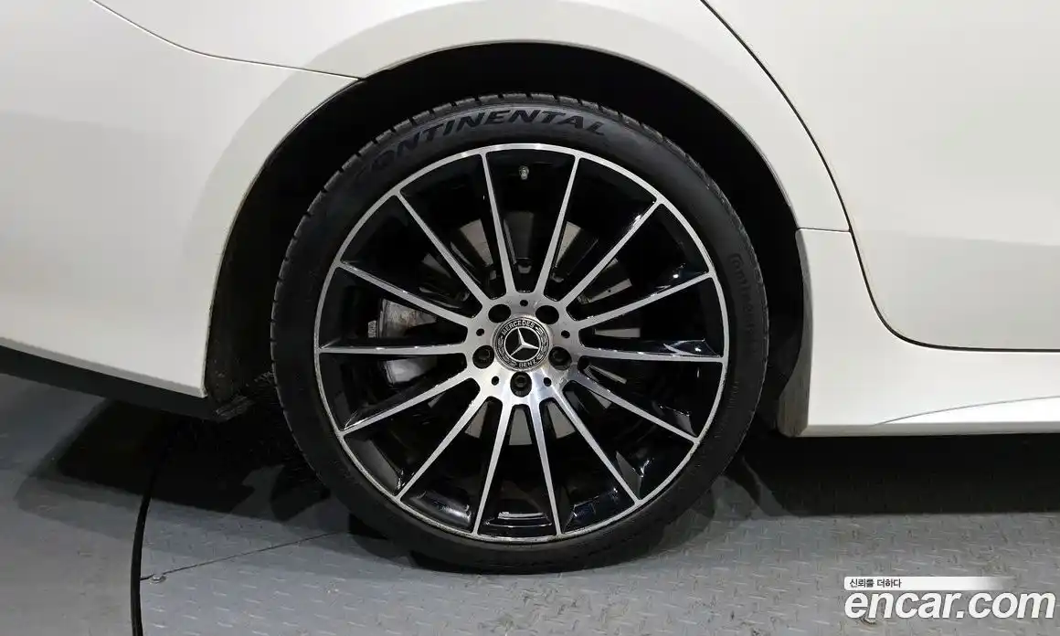 Mercedes-Benz CLS-Class 2021 3.0 Автомат в Москве № 194228, фото 4