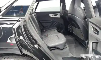 Audi Q8 2023 3.0 Автомат в Москве № 196031, миниатюра 6