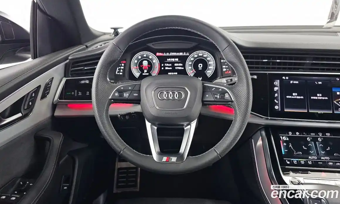 Audi Q8 2023 3.0 Автомат в Москве № 196031, фото 9