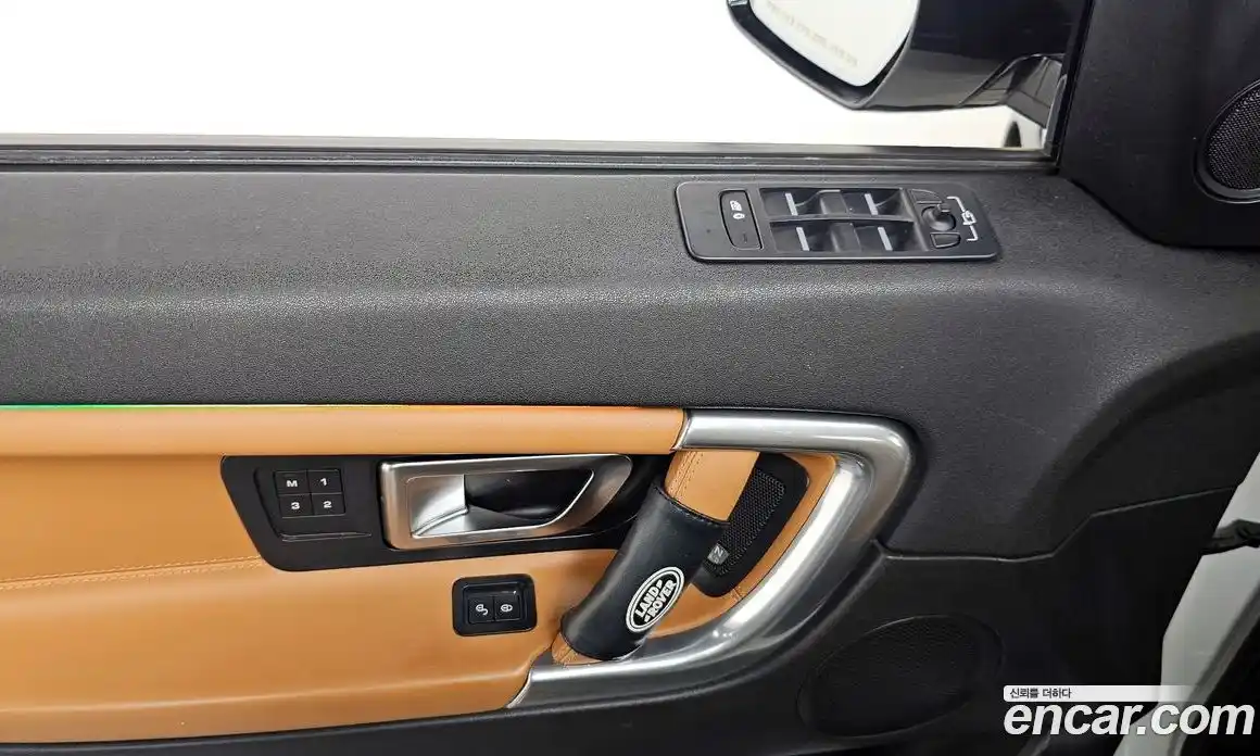 Land Rover Discovery Sport 2019 2.0 Автомат в Москве № 198119, фото 14