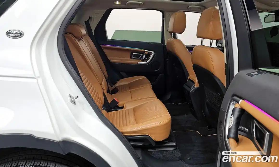 Land Rover Discovery Sport 2019 2.0 Автомат в Москве № 198119, фото 20