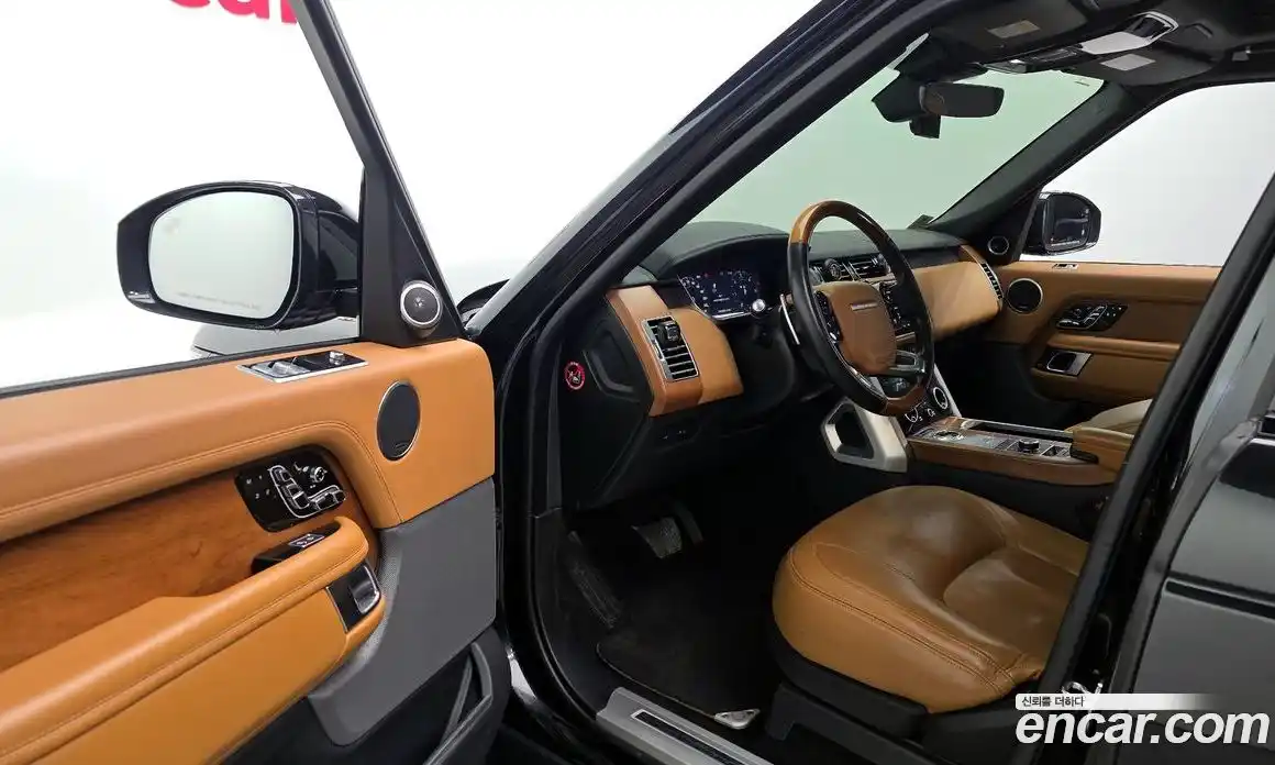 Land Rover Range-Rover 2019 4.4 Автомат в Москве № 198178, фото 10