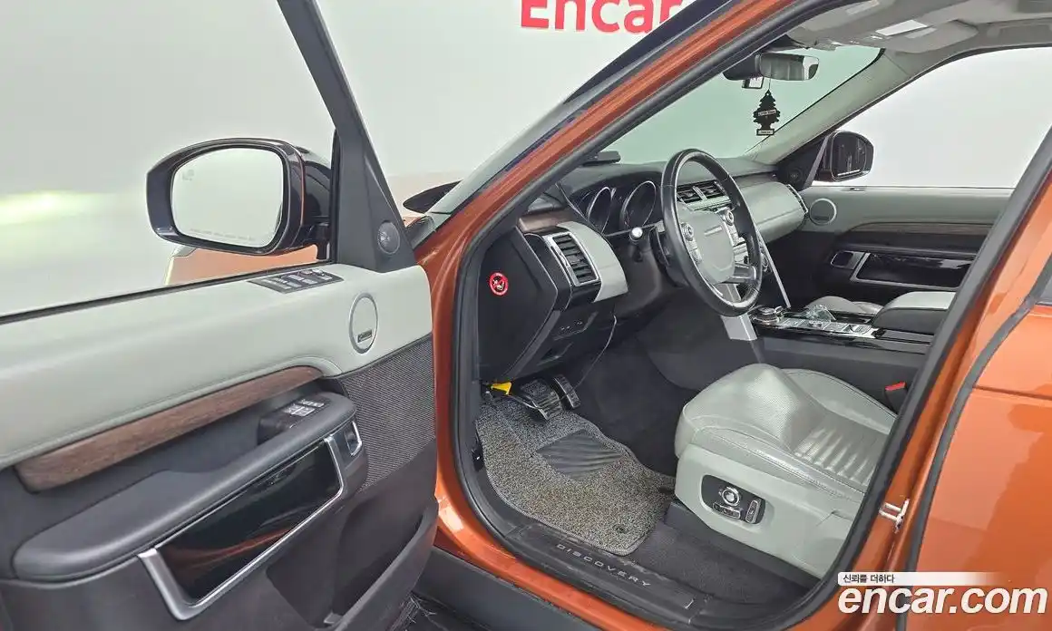 Land Rover Discovery 2017 3.0 Автомат в Москве № 198260, фото 17