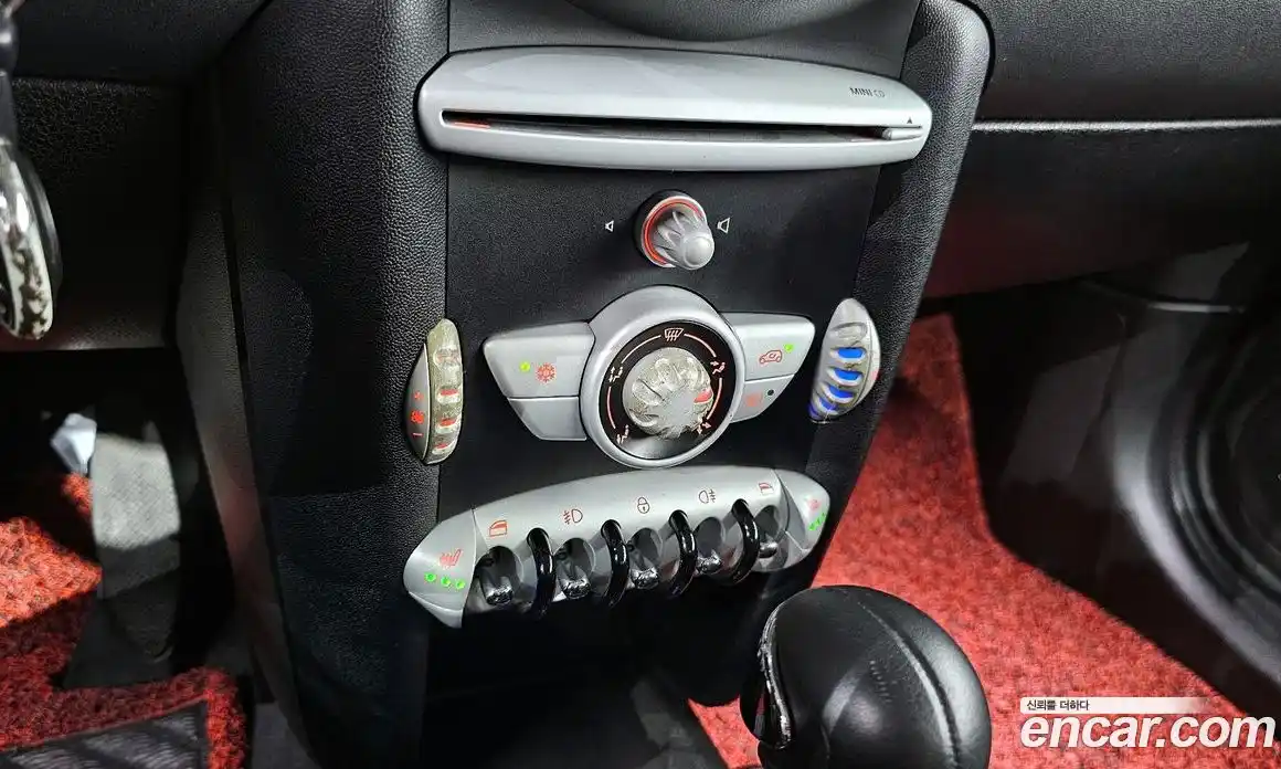 Mini Cooper 2010 1.6 Автомат в Москве № 198452, фото 16