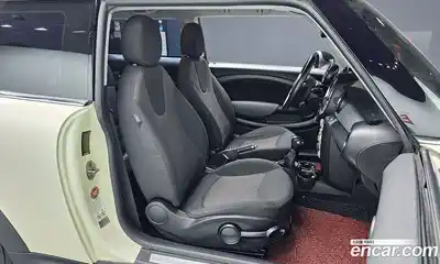 Mini Cooper 2010 1.6 Автомат в Москве № 198452, миниатюра 10