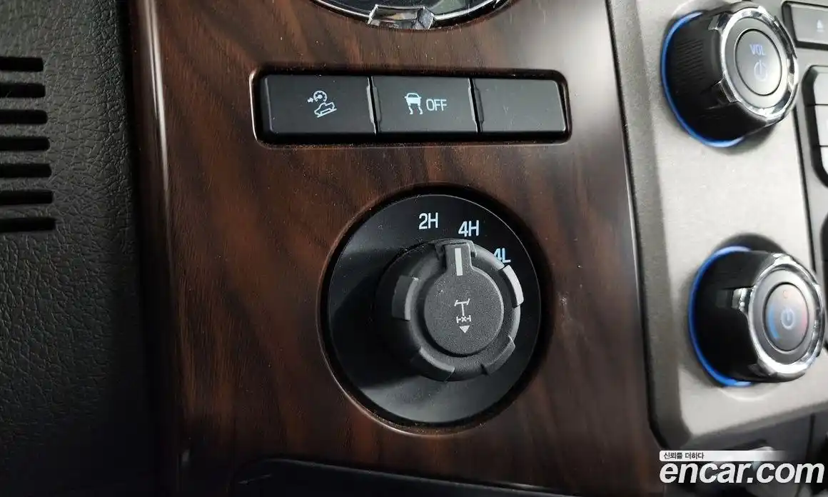 Ford F350 2015 6.2 Автомат в Москве № 199722, фото 16