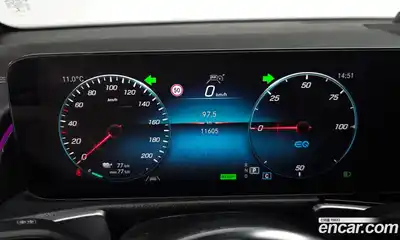 Mercedes-Benz EQB 2023 0.2 Автомат в Москве № 200339, миниатюра 2