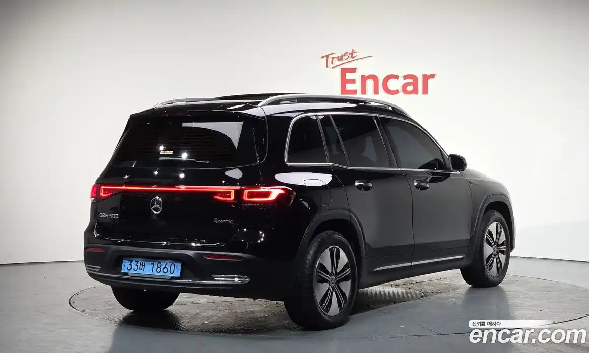 Mercedes-Benz EQB 2023 0.2 Автомат в Москве № 200339, фото 3