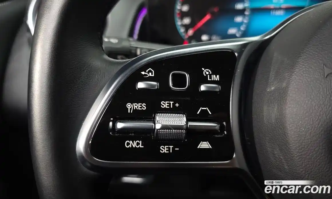 Mercedes-Benz EQB 2023 0.2 Автомат в Москве № 200339, фото 7