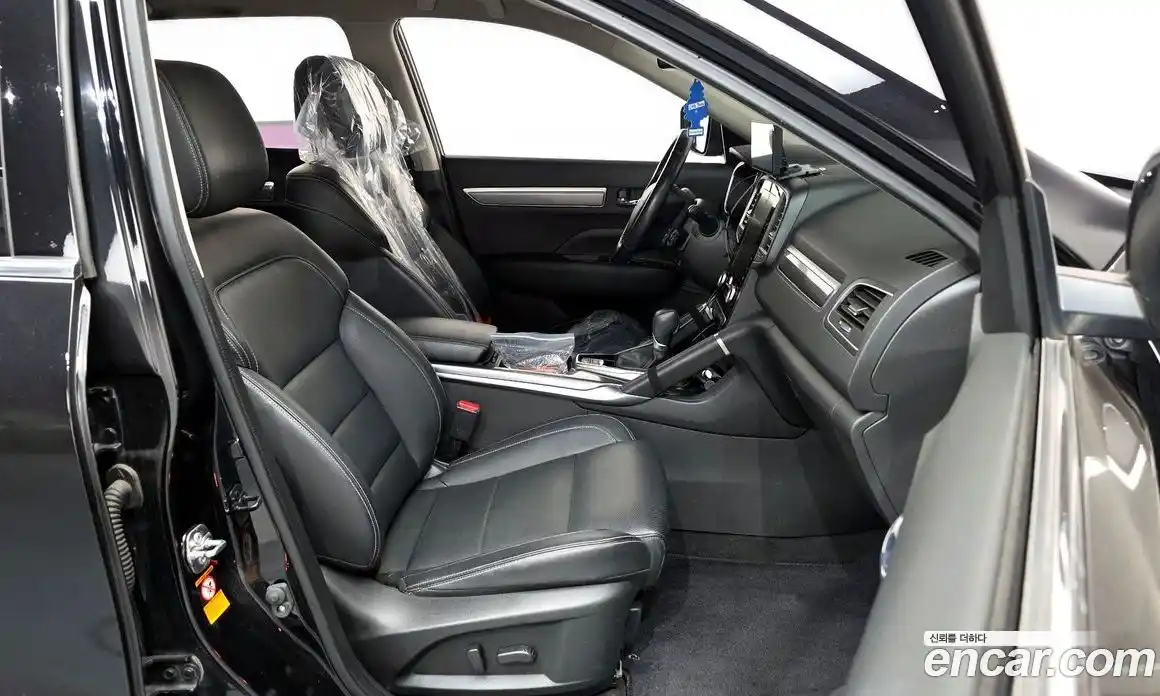 Renault QM6 2017 2.0 Автомат в Москве № 208415, фото 13