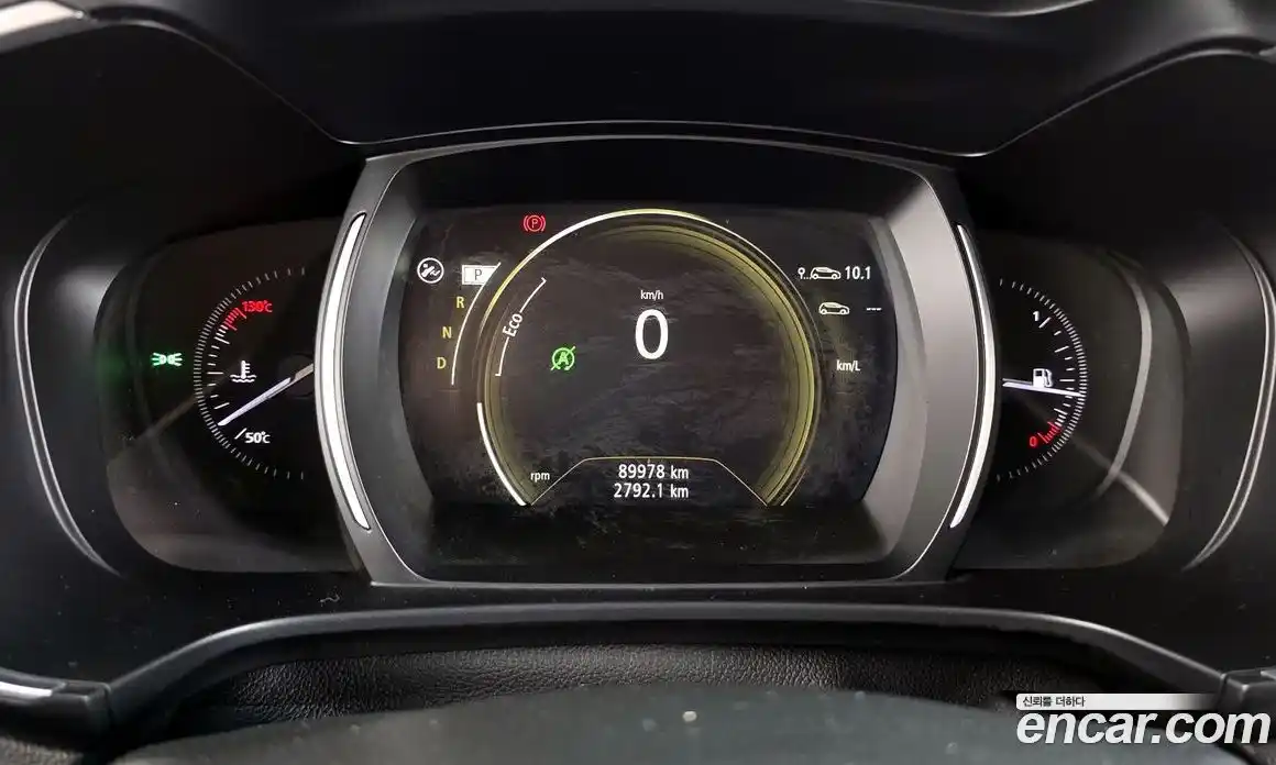 Renault QM6 2017 2.0 Автомат в Москве № 208415, фото 19