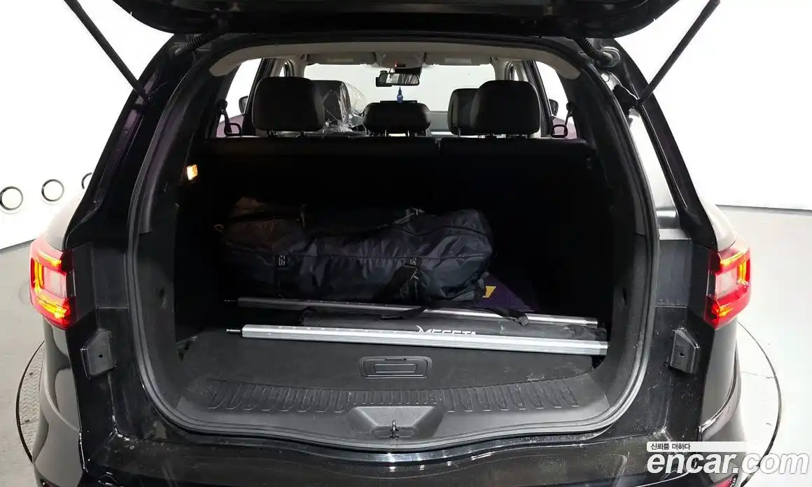 Renault QM6 2017 2.0 Автомат в Москве № 208415, фото 3