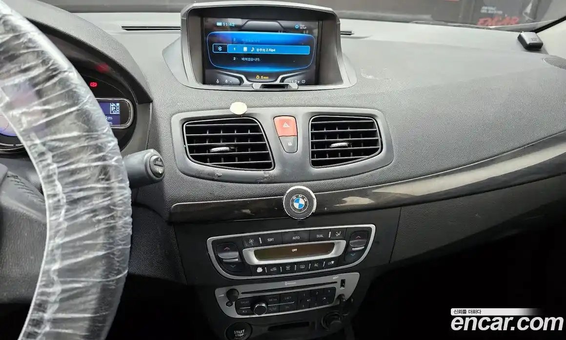 Renault SM3 2014 1.6 Автомат в Москве № 208668, фото 16