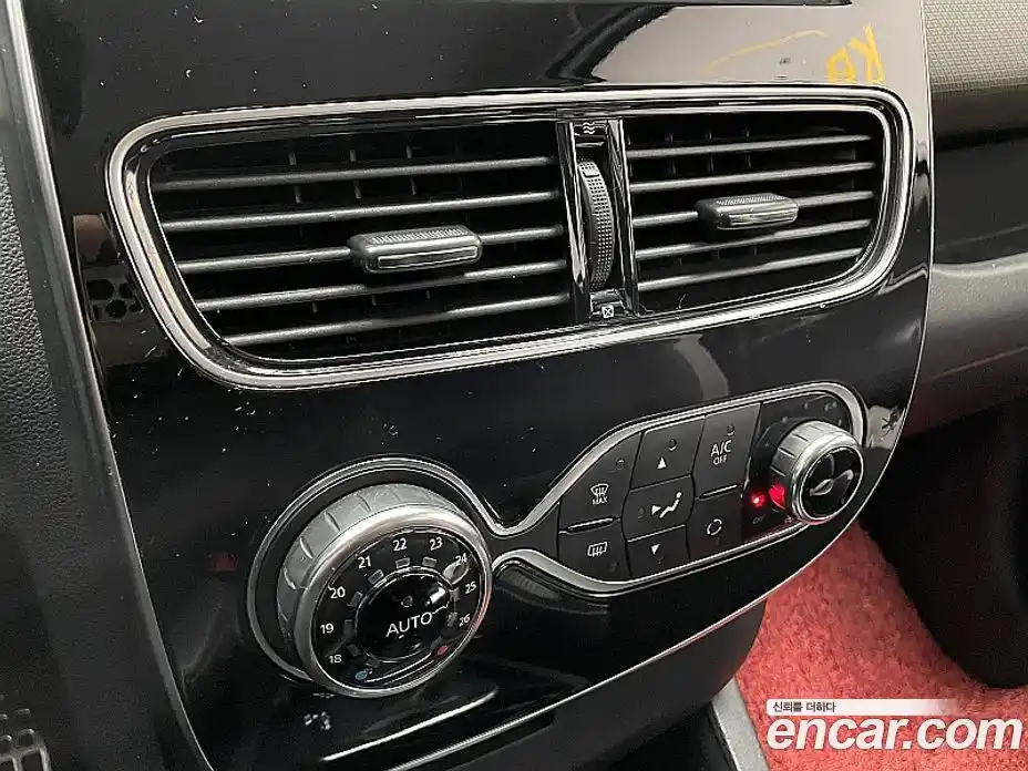 Renault Cilo 2018 1.5 Автомат в Москве № 209973, фото 15