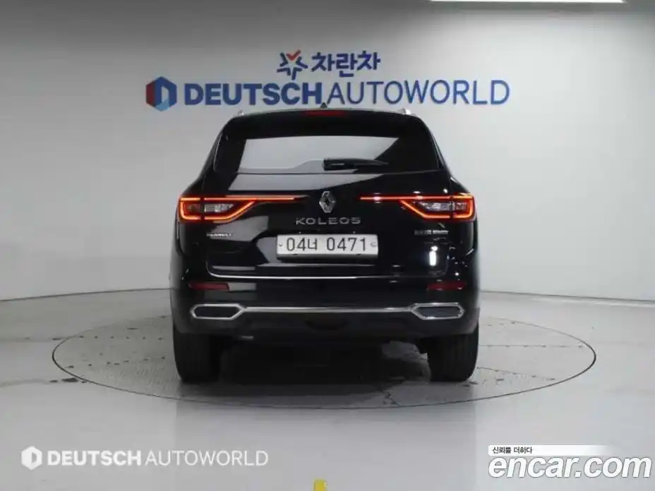 Renault QM6 2017 2.0 Автомат в Москве № 210047, фото 4