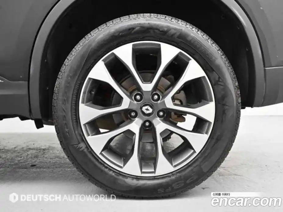 Renault QM6 2017 2.0 Автомат в Москве № 210047, фото 5