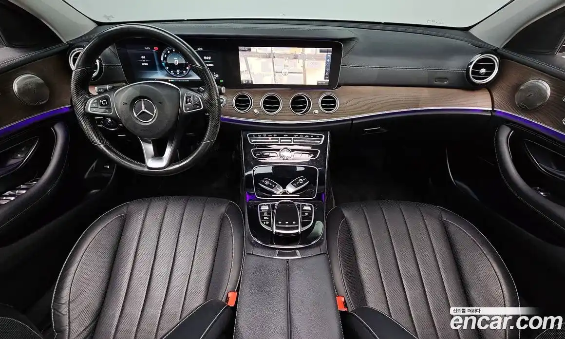 Mercedes-Benz E-Class 2017 2.0 Автомат в Москве № 212122, фото 13