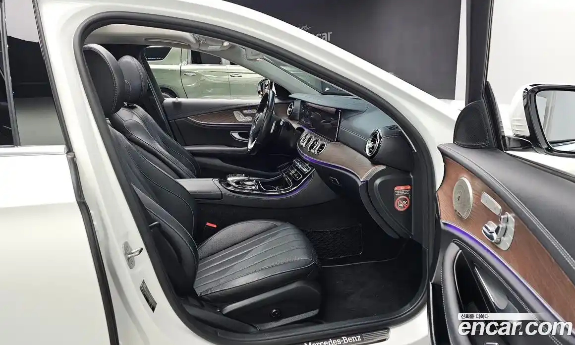 Mercedes-Benz E-Class 2017 2.0 Автомат в Москве № 212122, фото 14