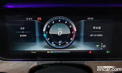 Mercedes-Benz E-Class 2017 2.0 Автомат в Москве № 212122, миниатюра 3