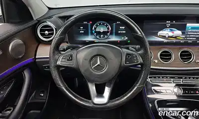 Mercedes-Benz E-Class 2017 2.0 Автомат в Москве № 212122, миниатюра 7
