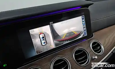 Mercedes-Benz E-Class 2017 2.0 Автомат в Москве № 212122, миниатюра 9