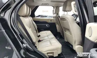 Land Rover Discovery 2019 2.0 Автомат в Москве № 213600, миниатюра 12