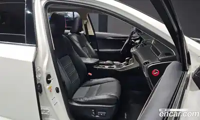 Lexus NX 2017 2.5 Автомат в Москве № 214596, миниатюра 10