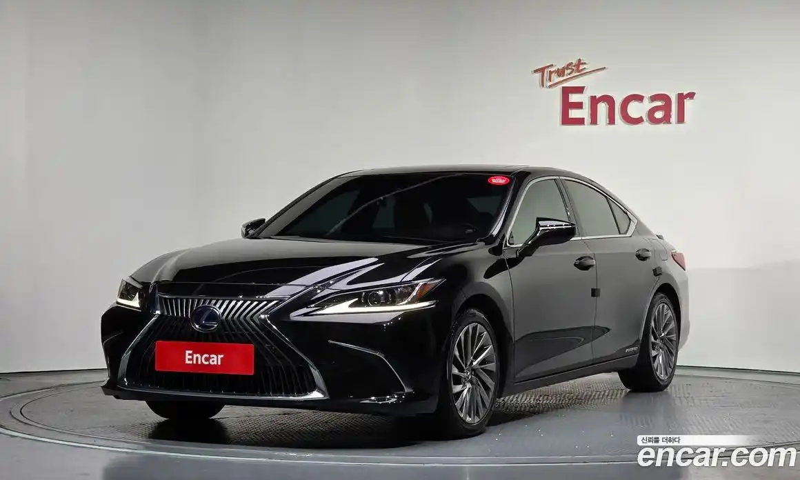 Lexus ES 2019 2.5 Автомат в Москве № 214697, фото 19