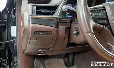 Lexus ES 2019 2.5 Автомат в Москве № 214697, миниатюра 4