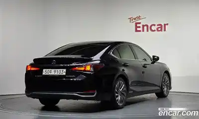 Lexus ES 2019 2.5 Автомат в Москве № 214697, миниатюра 9