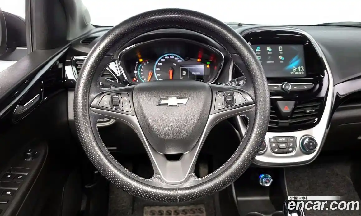 Chevrolet Spark 2017 1.0 Автомат в Москве № 217964, фото 18