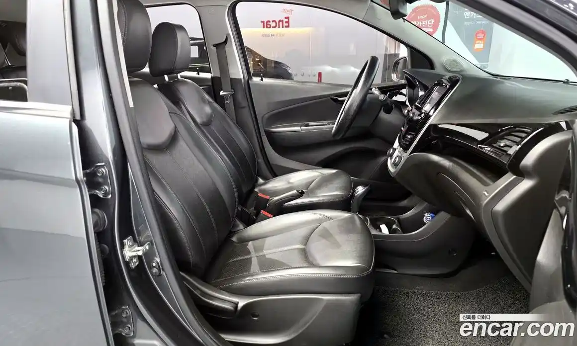 Chevrolet Spark 2017 1.0 Автомат в Москве № 217964, фото 3